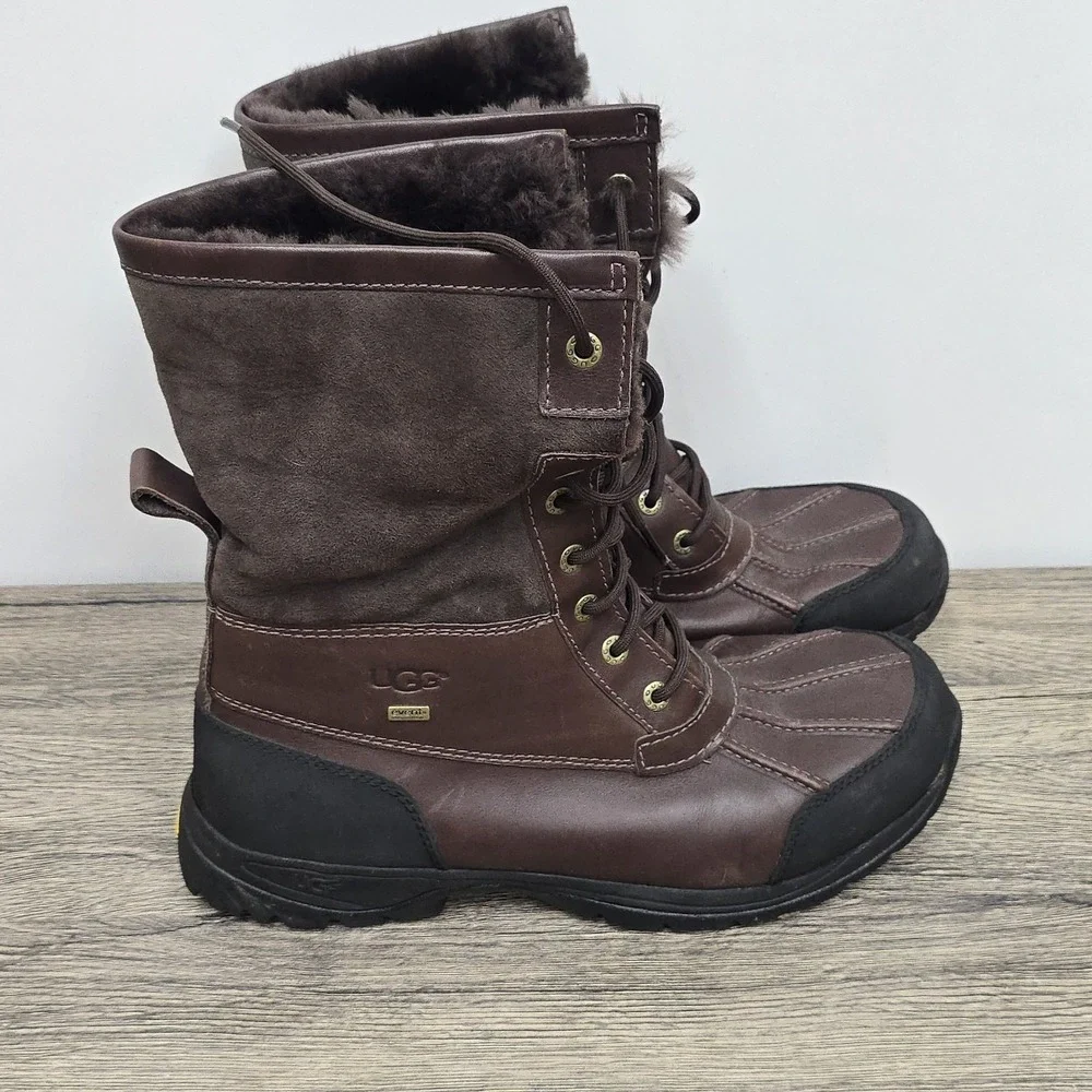 UGG‎ Australia Mens 10.5 Brown Leather Shearling Winter Boots Vibram Waterproof